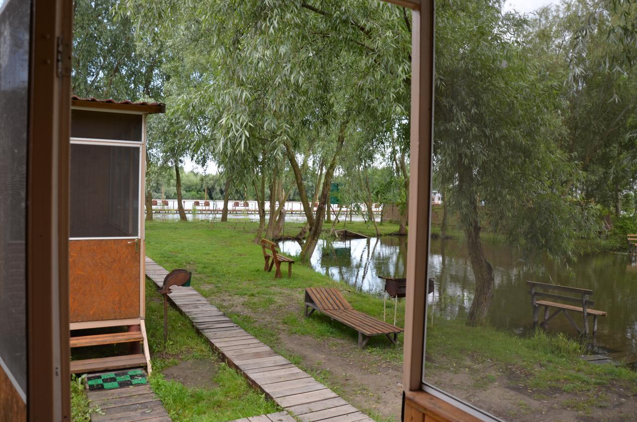 Pelican City Вилково Экстерьер фото